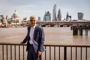 Історична перемога: Садік Хан утретє став мером Лондона