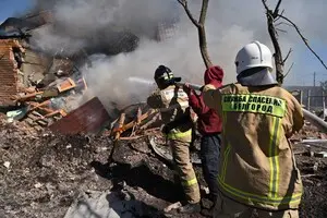 На Бєлгород впала російська авіабомба: є руйнування та поранені