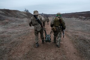 Why Ukraine needs civilian control over the army to win