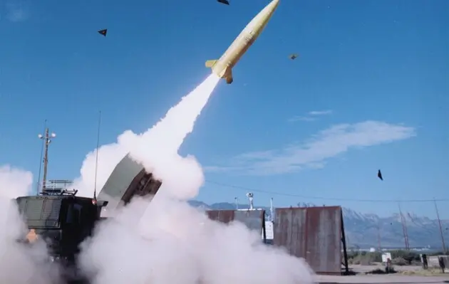 Ракети ATACMS стануть серйозним навантаженням на ППО Росії — The Telegraph 