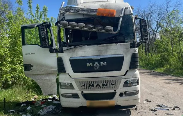 Армия РФ атаковала дроном грузовик на Харьковщине: пострадал водитель