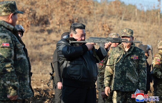 Ким Чен Ын заявил, что пора быть готовым к войне