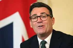 Бернем и Трамп обсудили работу по прекращению войны в Украине