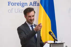 Украина и США обсуждают новые идеи по прекращению войны — МИД