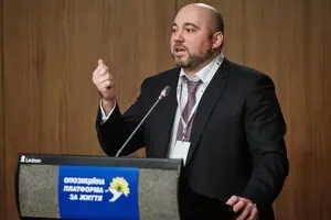Столяр не может обменять деньги, чтобы внести залог — народная избранница